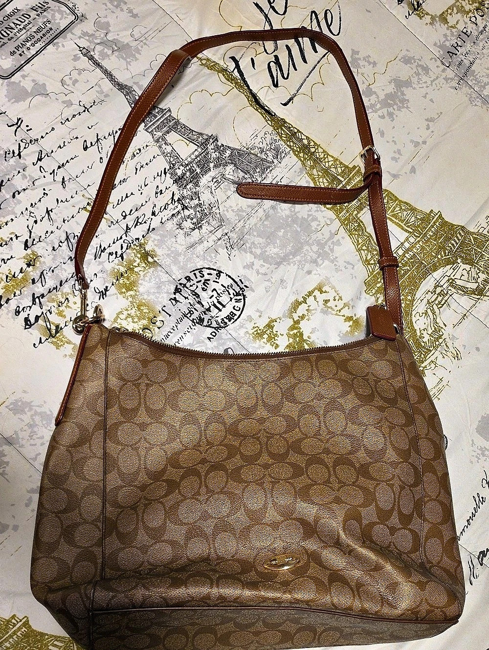Coach Brown Shoulder Bag (DOES NOT HAVE THE SMALLER STRAP)